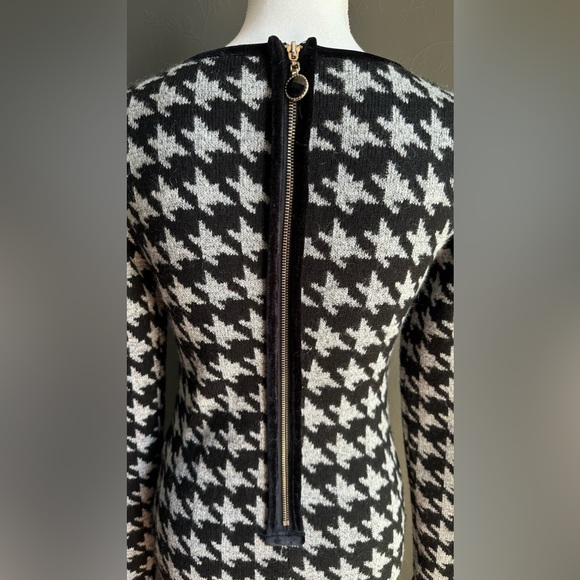 SOLD T’ameril Wool Dress - Picture 8 of 11